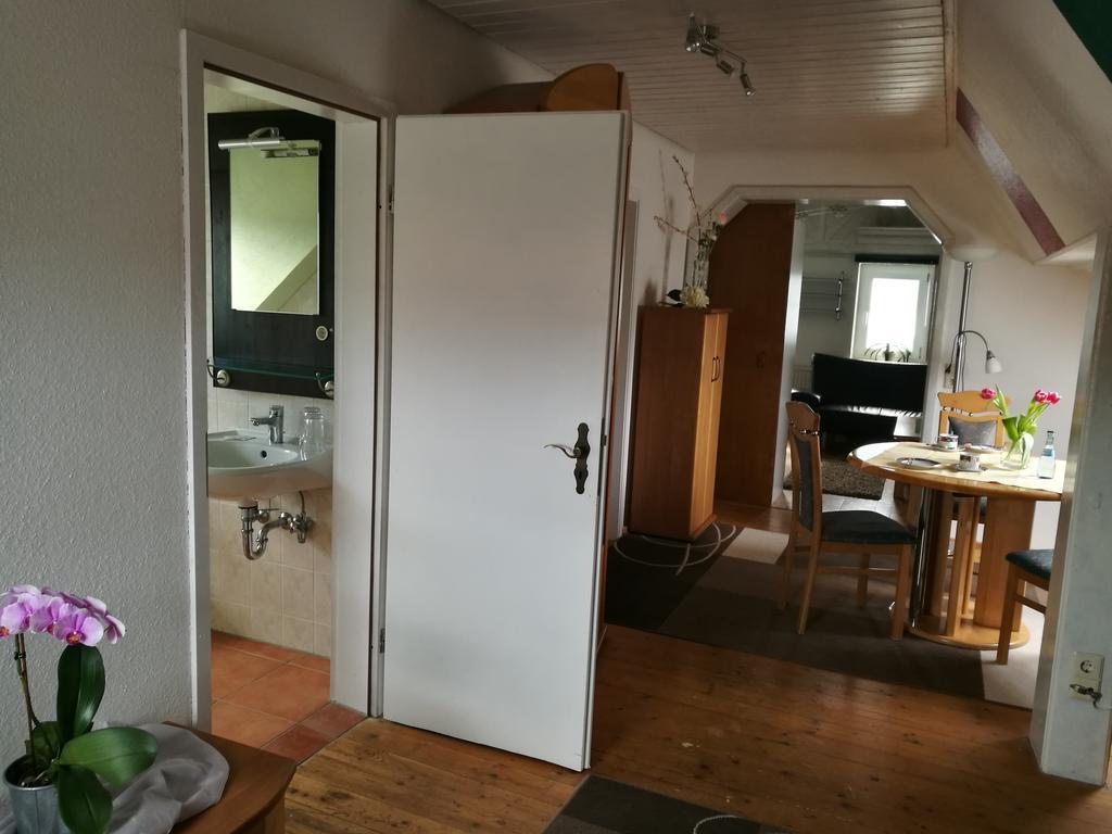Pension Und Restaurant Reck Aulendorf Exterior foto